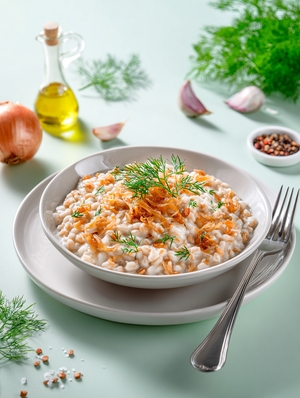 Каша полбяная с золотистым луком